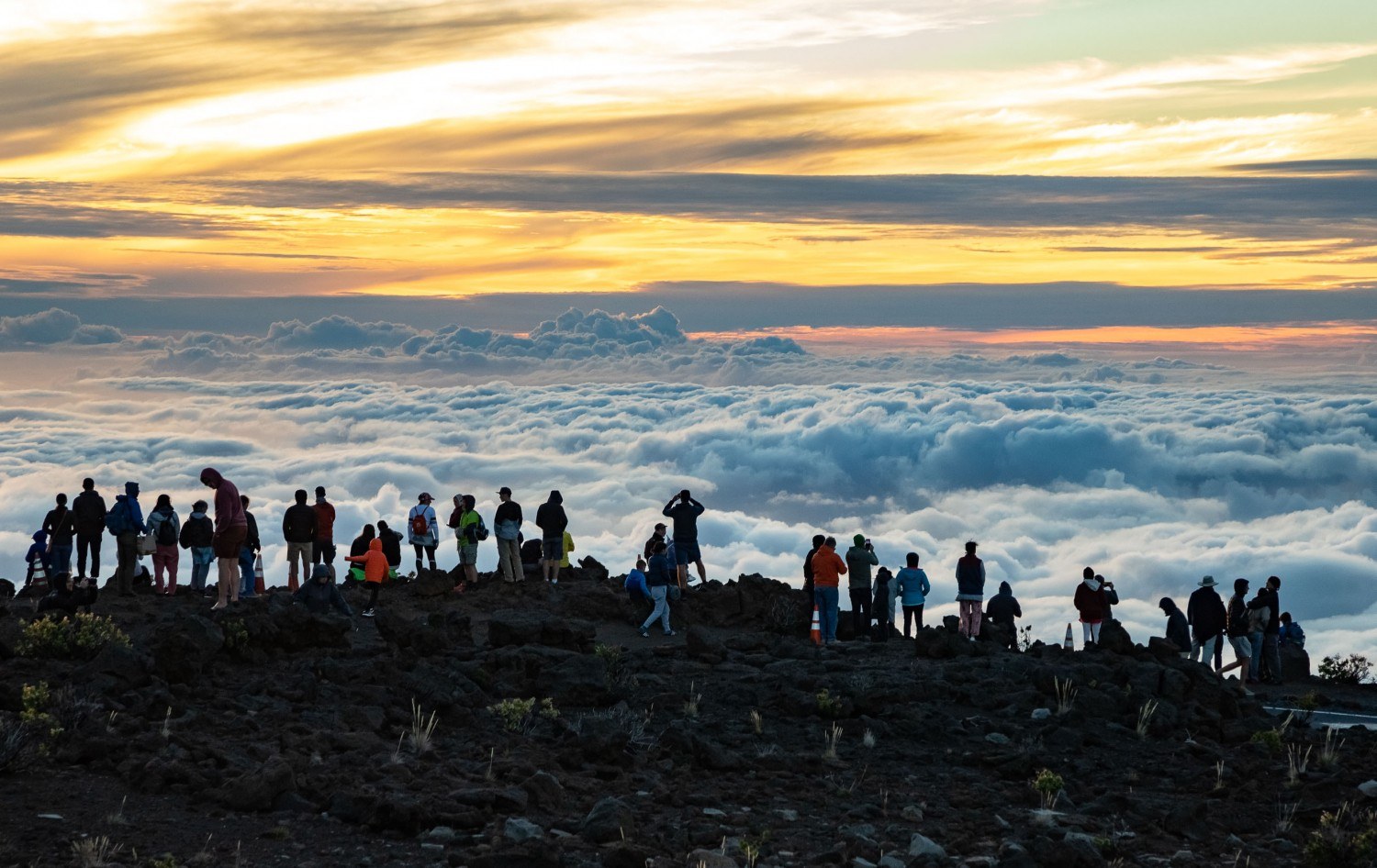 Group Tours - Corporate, School, Church & More | Volcano Tours