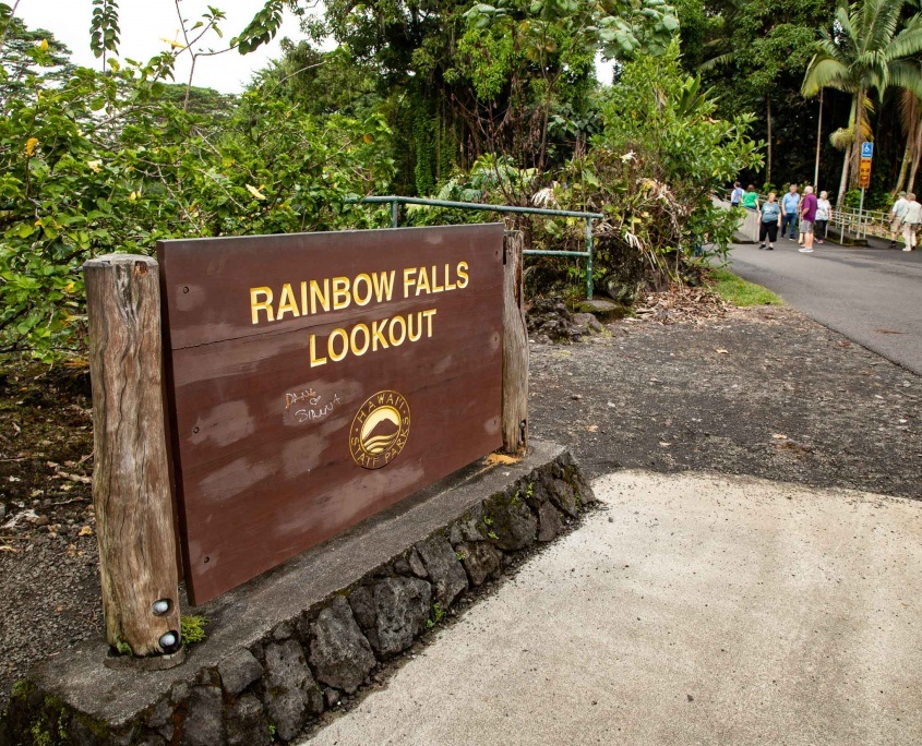 Rainbow Falls Lookout Sign