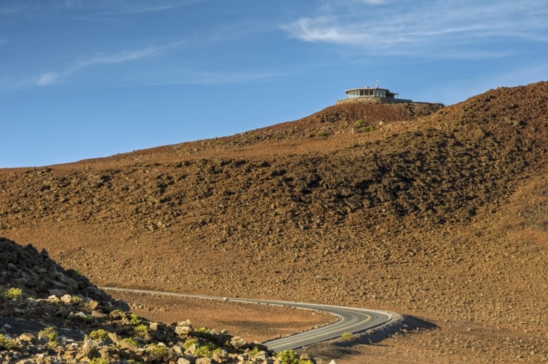 haleakala summit hike observatory