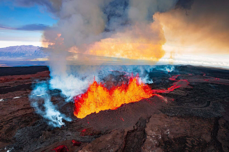 the mauna loa eruption big island hawaii