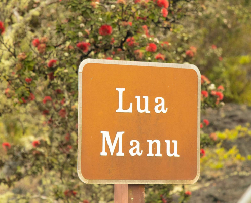 lua manu sign chain of craters road big island