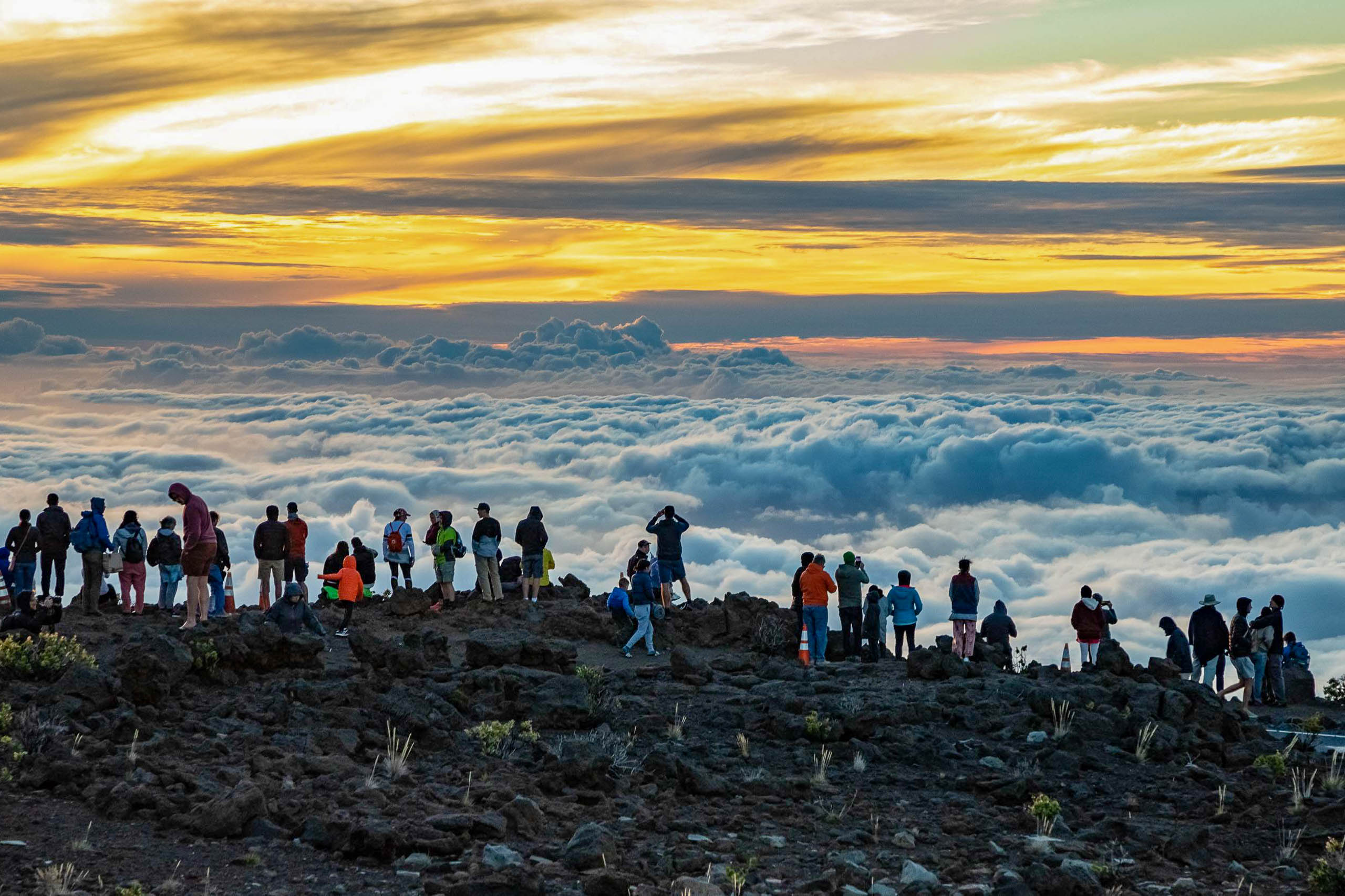 Group Tours - Corporate, School, Church & More | Volcano Tours